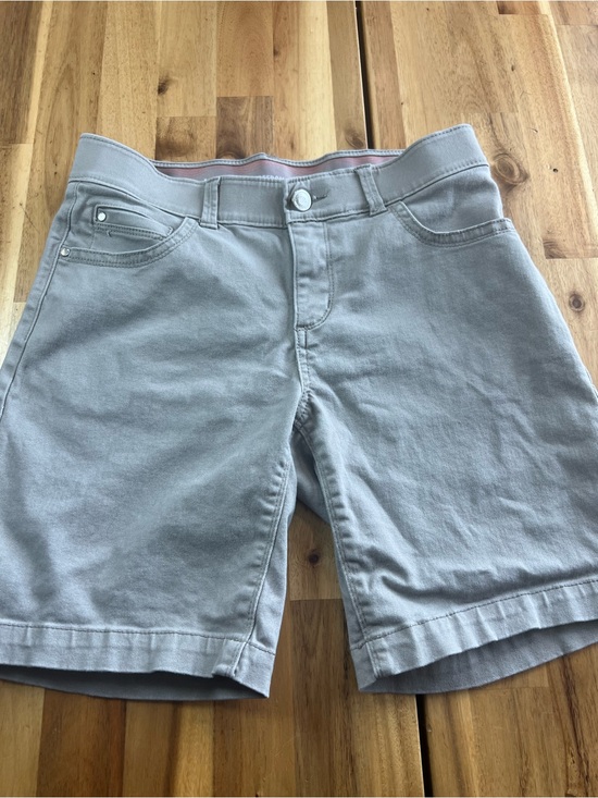 Lee Pants - Lee Total Freedom Gray Bermuda Shorts Women’s Size 4 Mid Rise Stretch
